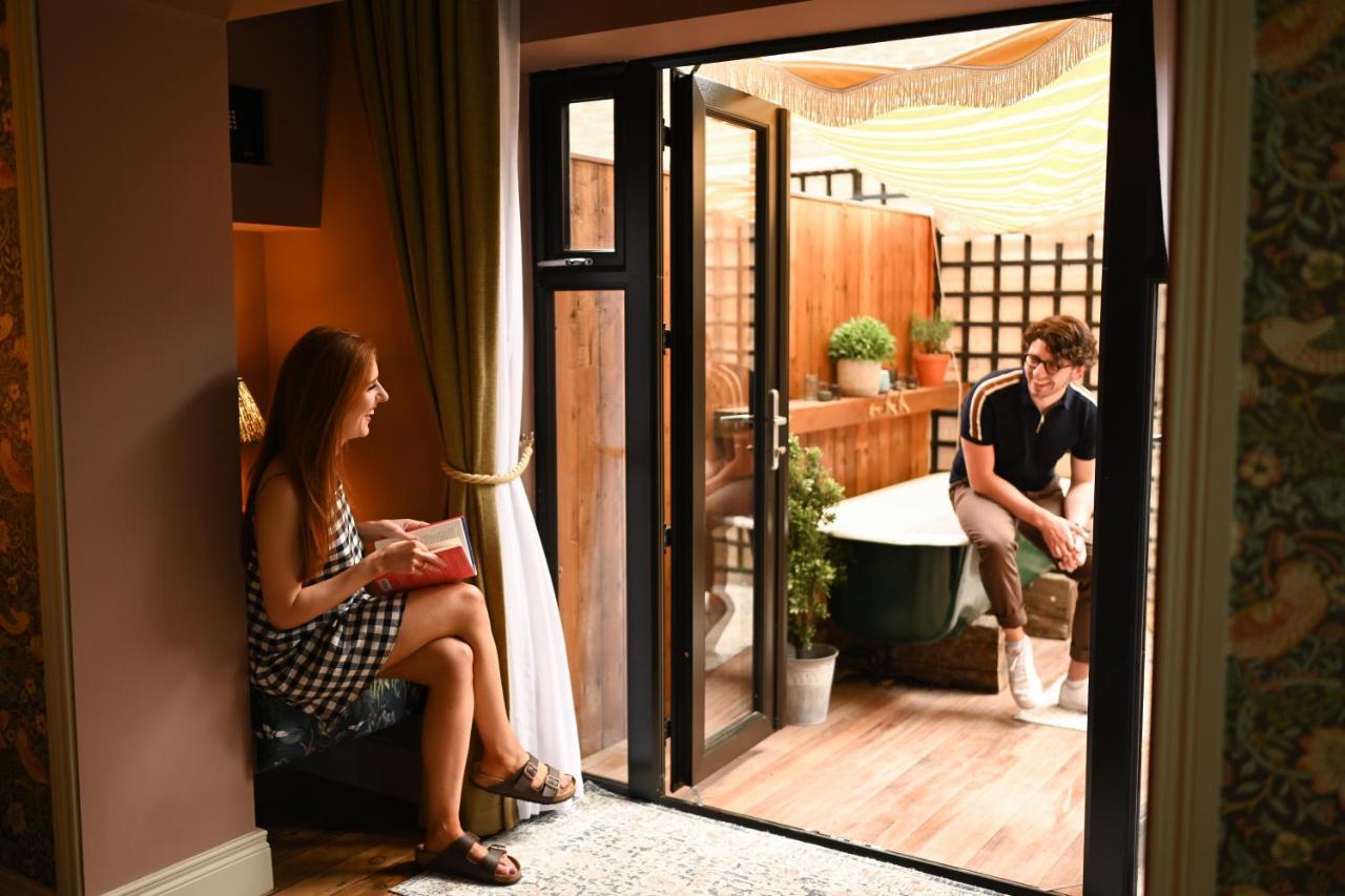 The Rabbit Hotel & Retreat テンプルパトリック エクステリア 写真
