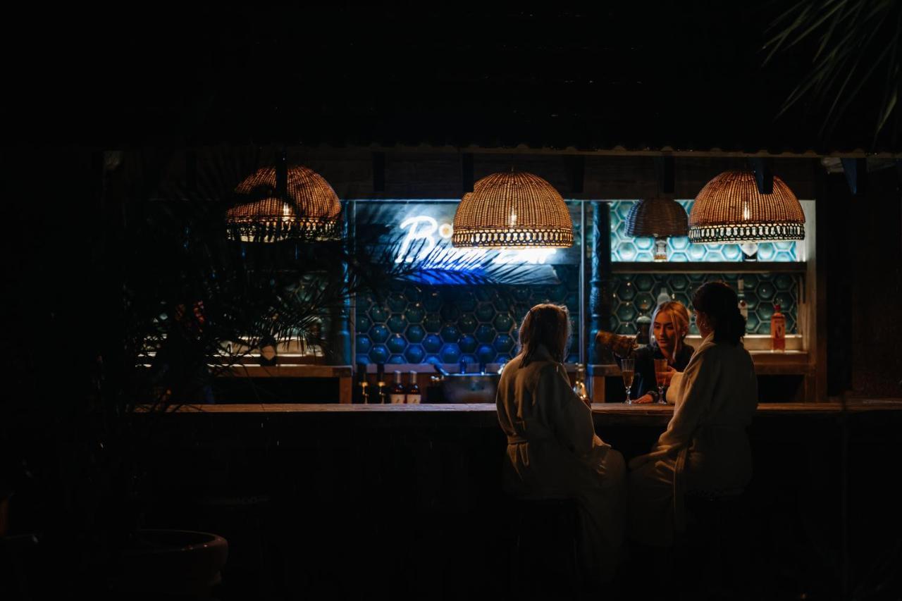The Rabbit Hotel & Retreat テンプルパトリック エクステリア 写真